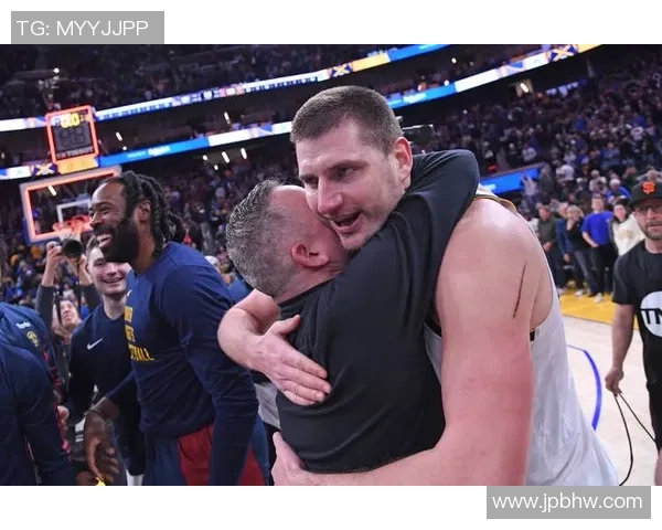 马龙盛赞约基奇稳定如初表示能执教十年核心倍感荣幸