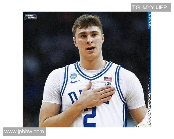 麦科勒姆战术犯规撞翻弗拉格裁判判定恶意犯规追加处罚